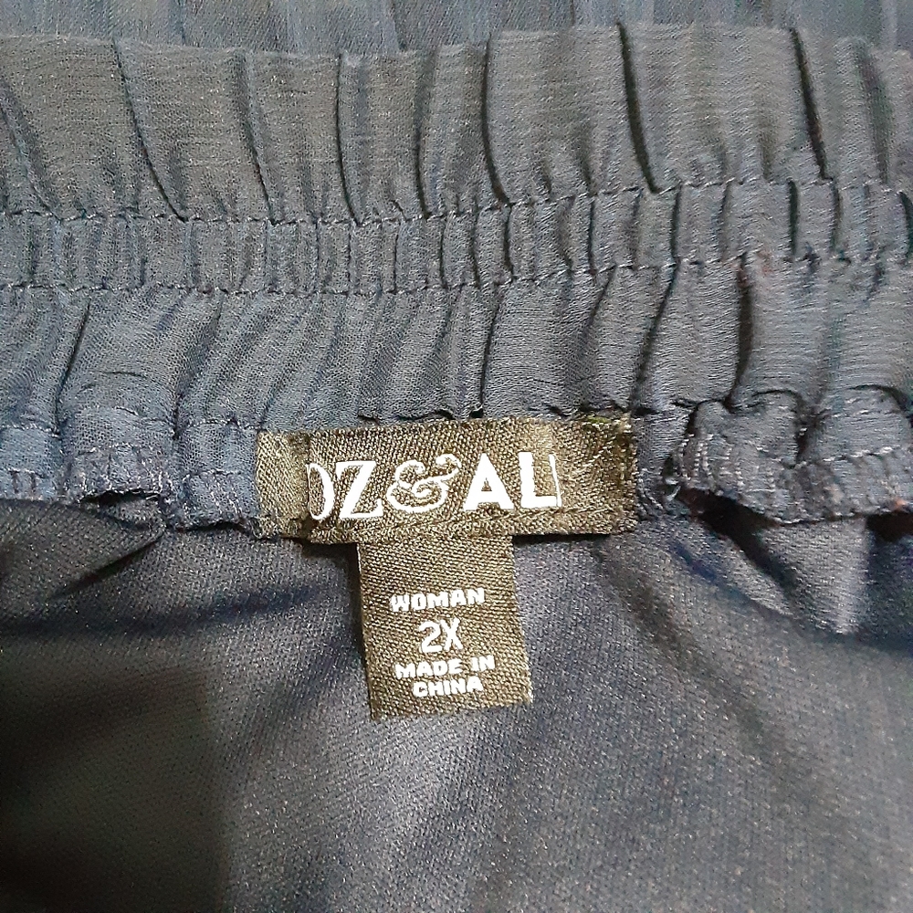 Roz & Ali Navy crinkle maxi skirt, 2X - Picture 2 of 3